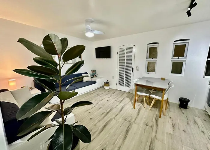Apartamento estilo Chalé com piscina